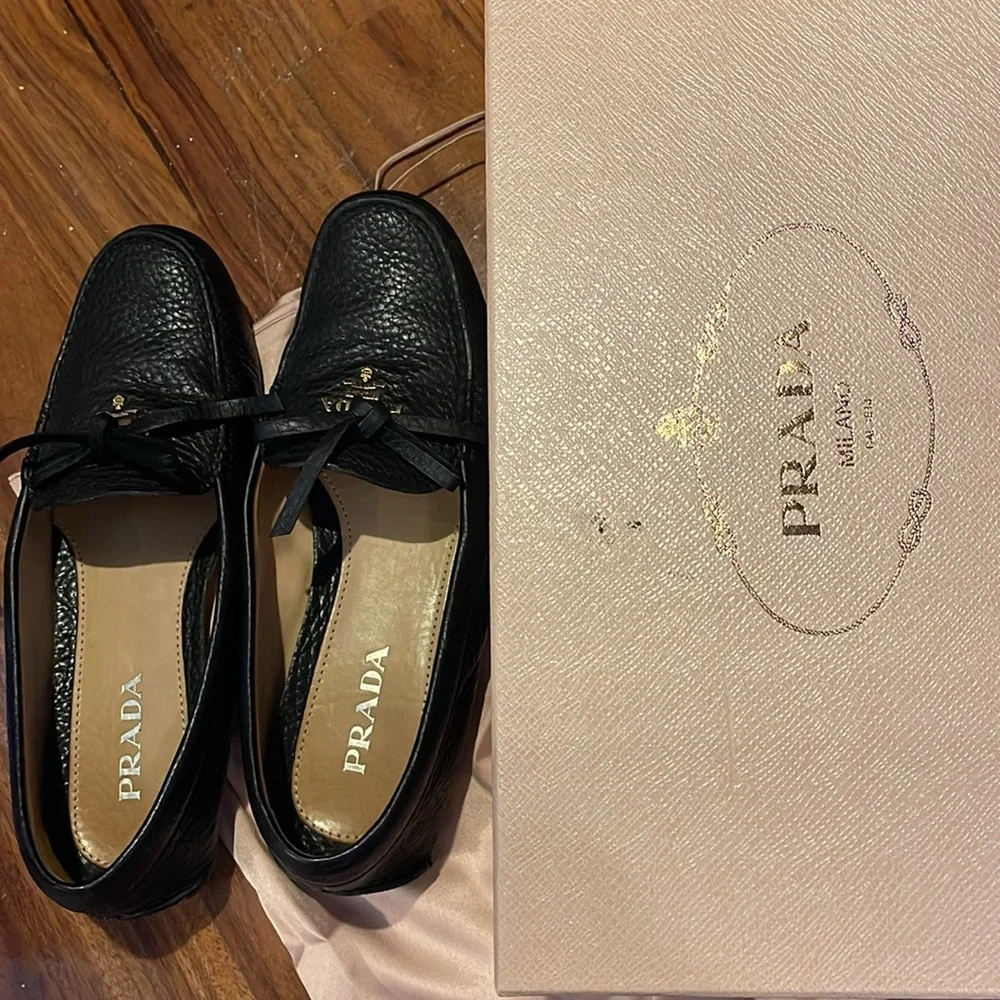 Prada black driving shoes - authentic - Picture 9 of 10